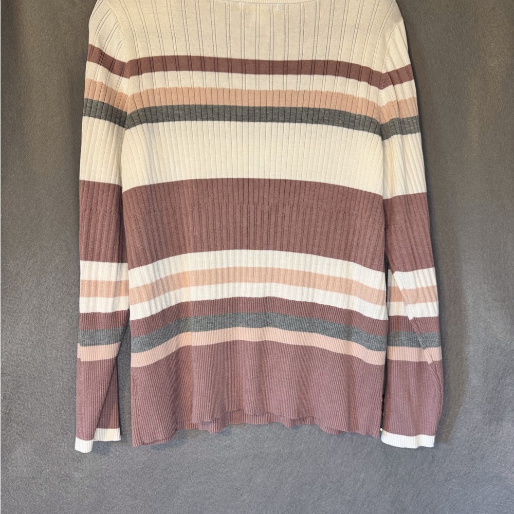 Liz Claiborne Ribbed Sweater in Cream and Pink. Excellent Condition. - Picture 5 of 5